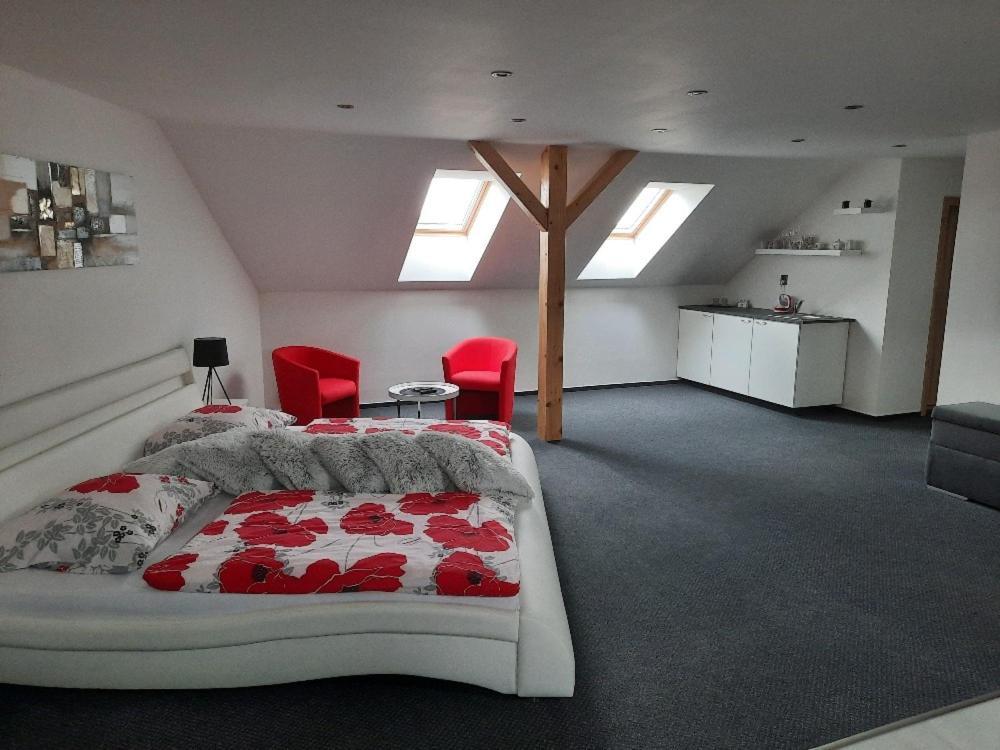 Elvíra V Soukromém Apartmán Kutná Hora